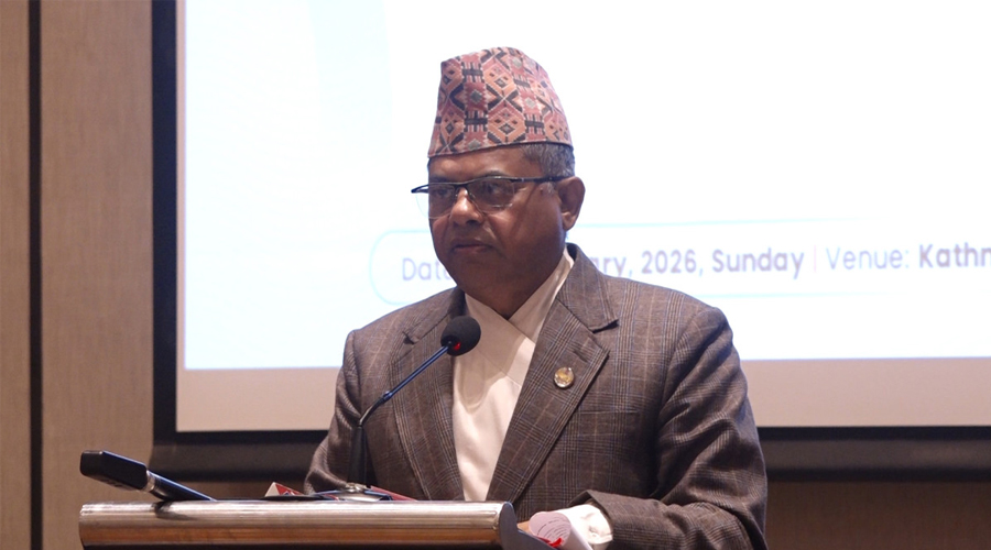 पेट्रोलियम पदार्थमा १०% इथानोल मिसाउँदा वार्षिक ६ अर्ब बचाउन सकिन्छः उद्योगमन्त्री