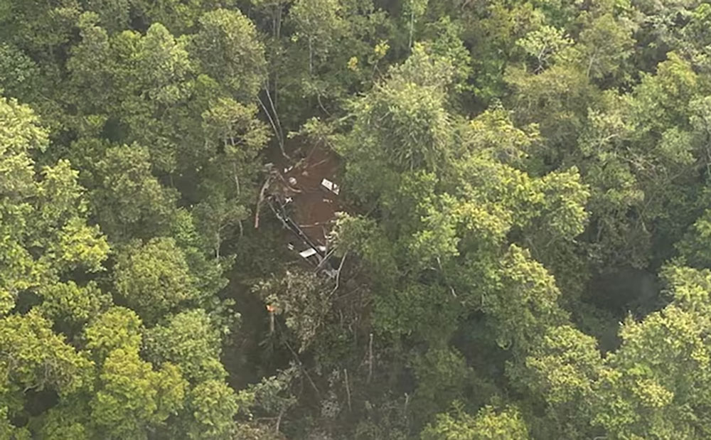 इन्डोनेसिया हेलिकप्टर दुर्घटना,  ८ जनाको मृत्यु