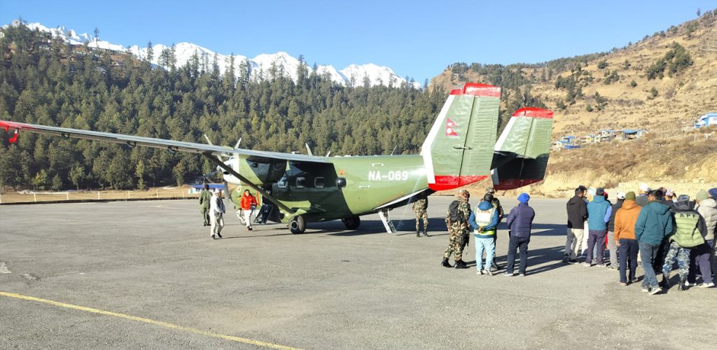 देशभरका ४३ जिल्लामा सेनाले पुर्‍यायो निर्वाचन सामग्री