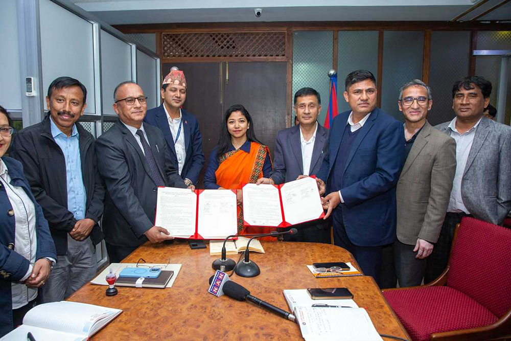 काठमाडौँ महानगरले विद्यालय उमेरका २० हजार विद्यार्थीको आँखा जाँच गर्ने