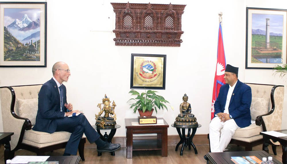 परराष्ट्रमन्त्री खनालसँग अष्ट्रेलियाका राजदूत अर्नस्टको भेटवार्ता