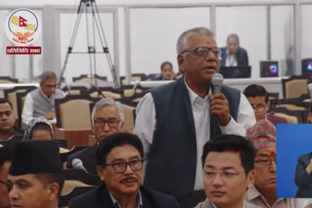 संसद्को सभाकक्षमा ढलेका कांग्रेस सांसद भरतबहादुर खड्कालाई विर अस्पताल लगियो