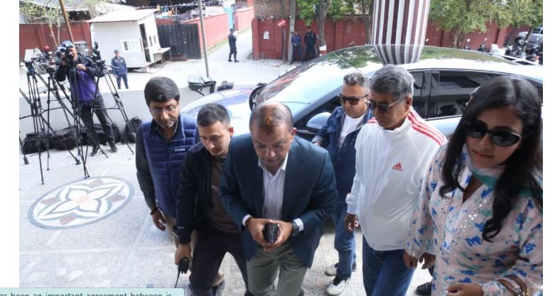 कांग्रेस केन्द्रीय समिति बैठकका लागि ५ एजेन्डा तय, पार्टी कार्यालय पुगे सभापति थापा