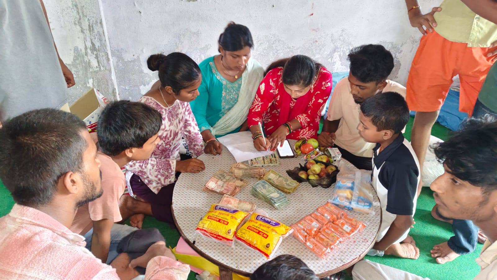 बालबालिका र युवाको पहलमा बाढीपीडितका लागि १३ हजार ७५० रुपैयाँ सहयोग