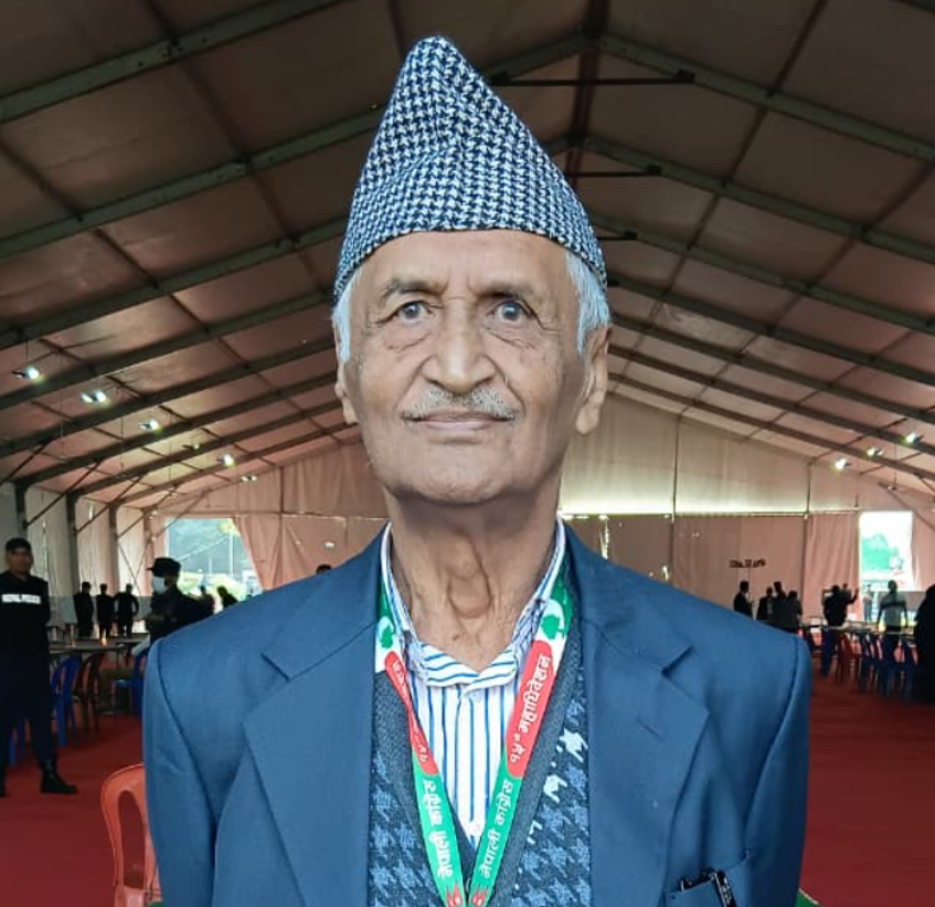कांग्रेस महाधिवेशनमा मतदान सुरु, ७७ वर्षीय शिवाकोटीले गरे पहिलो मतदान